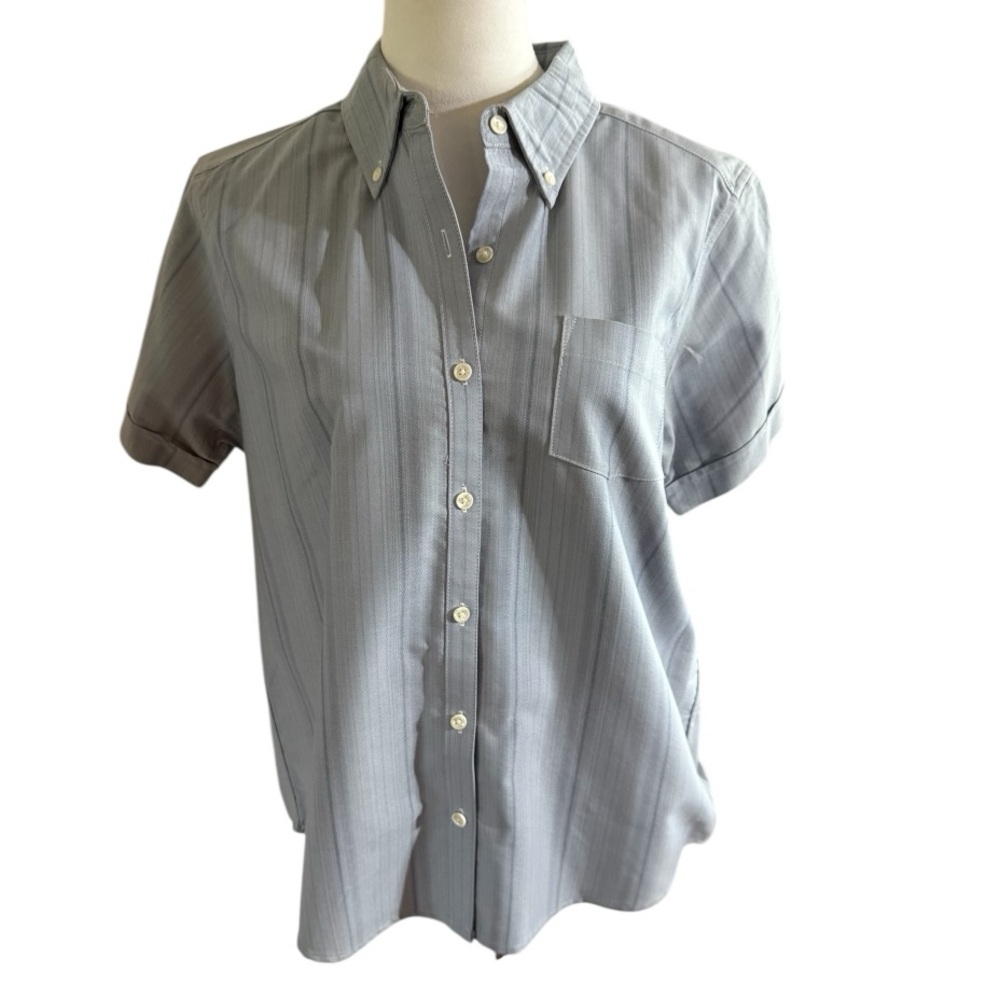Cabin Creek Blue Striped Wrinkle-Free Short Sleeved Women’s Shirt